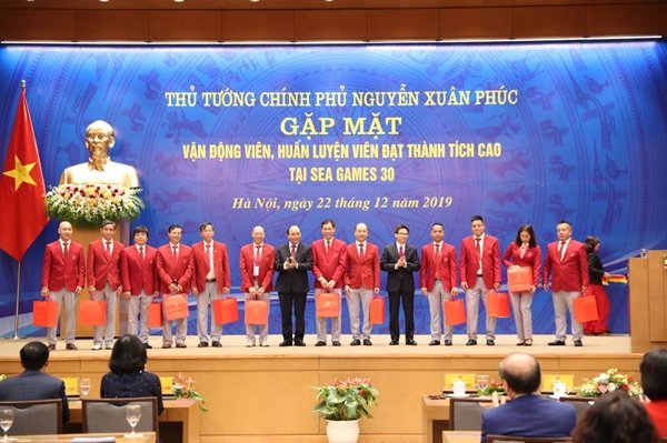 Thủ tướng Phạm Minh Chính chúc mừng đội tuyển bóng đá nam Việt Nam sau chiến thắng ASEAN Cup 2024 2 Thủ tướng Phạm Minh Chính chúc mừng đội tuyển bóng đá nam Việt Nam sau chiến thắng ASEAN Cup 2024